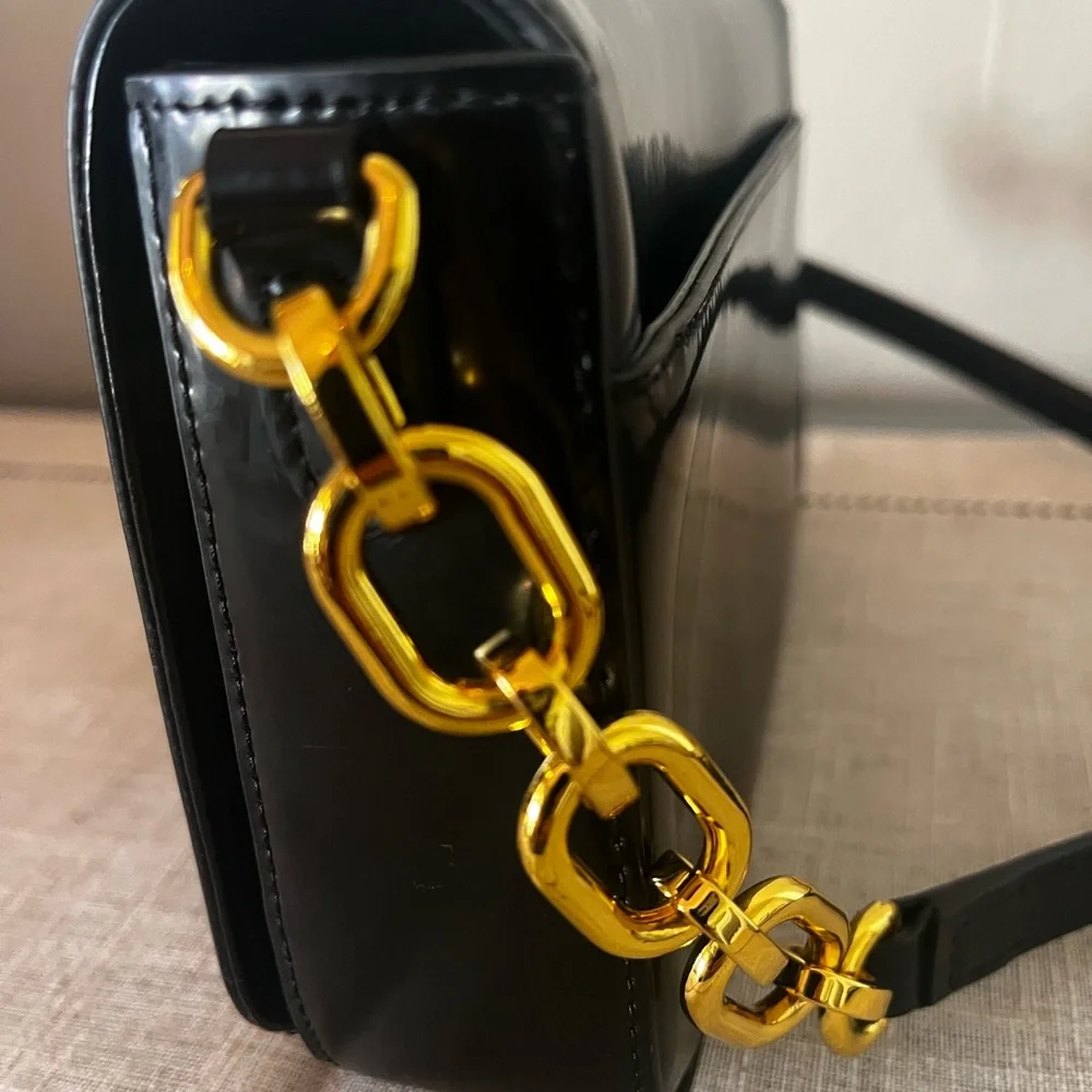 Lauren Ralph Lauren Black Patent Leather Crossbody Bag with Gold Chain - Picture 13 of 16